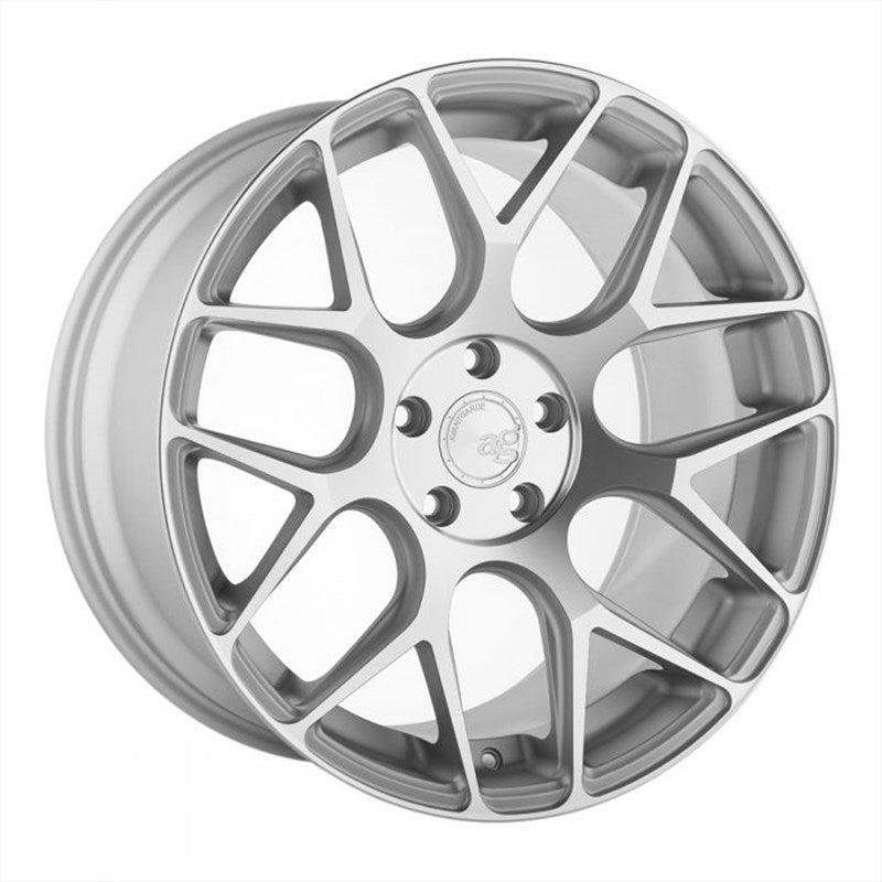 Avant Garde  M590