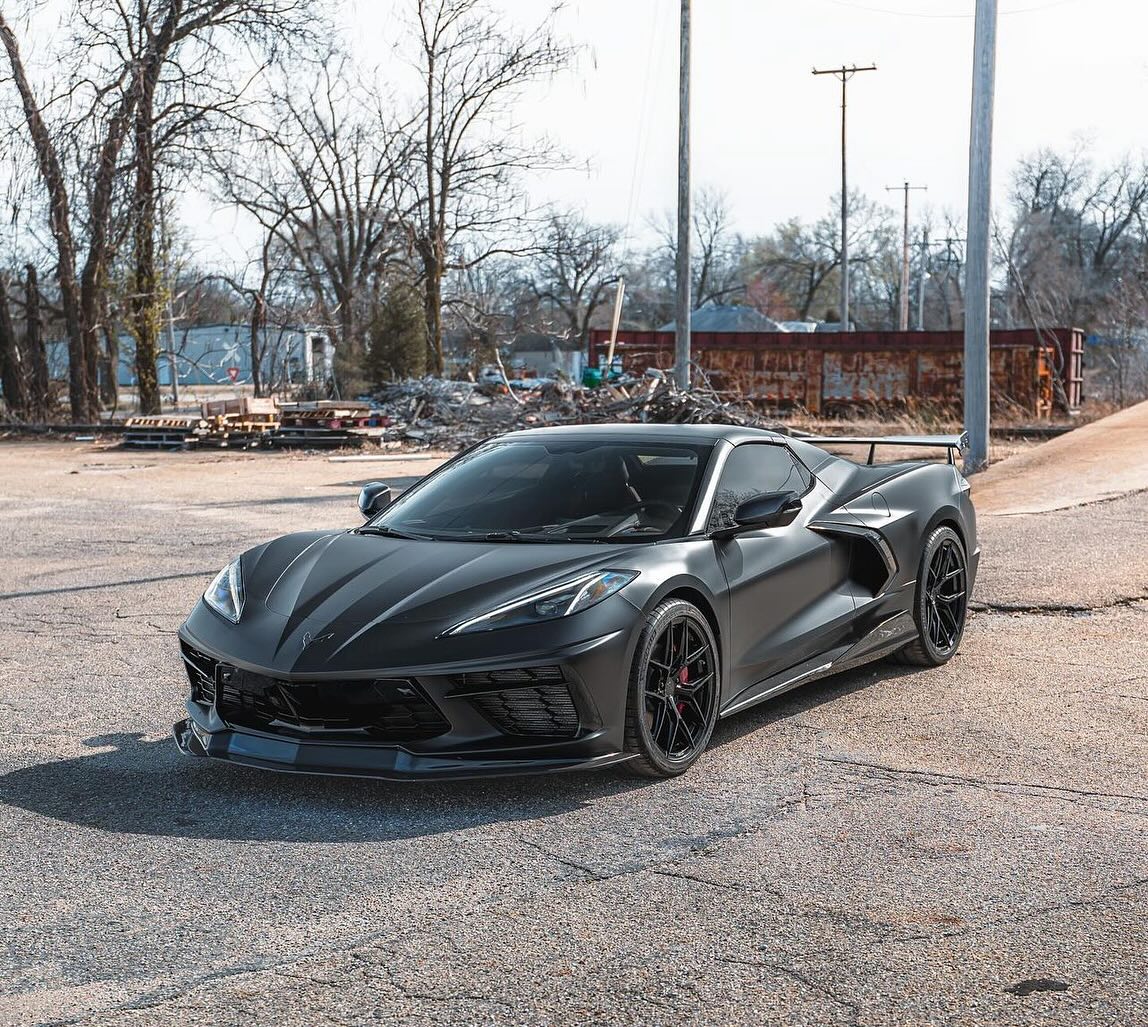 Avant Garde M580-R Gloss Black