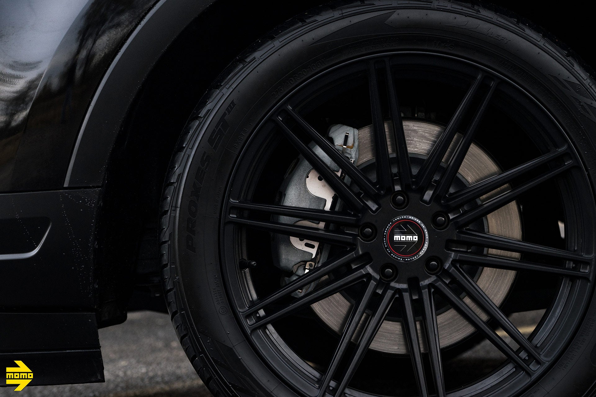 Ford Explorer - Momo Barletta Satin Black
