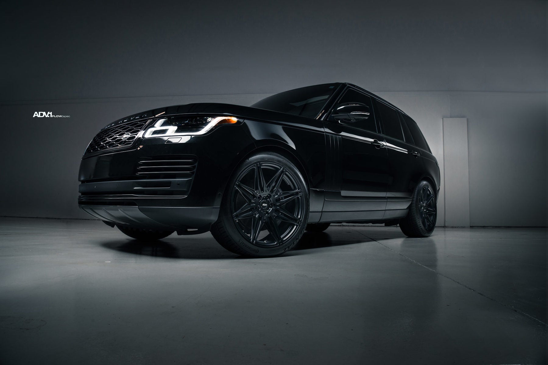 Range Rover Sport - ADV.1 ADV08 V12 Satin Black