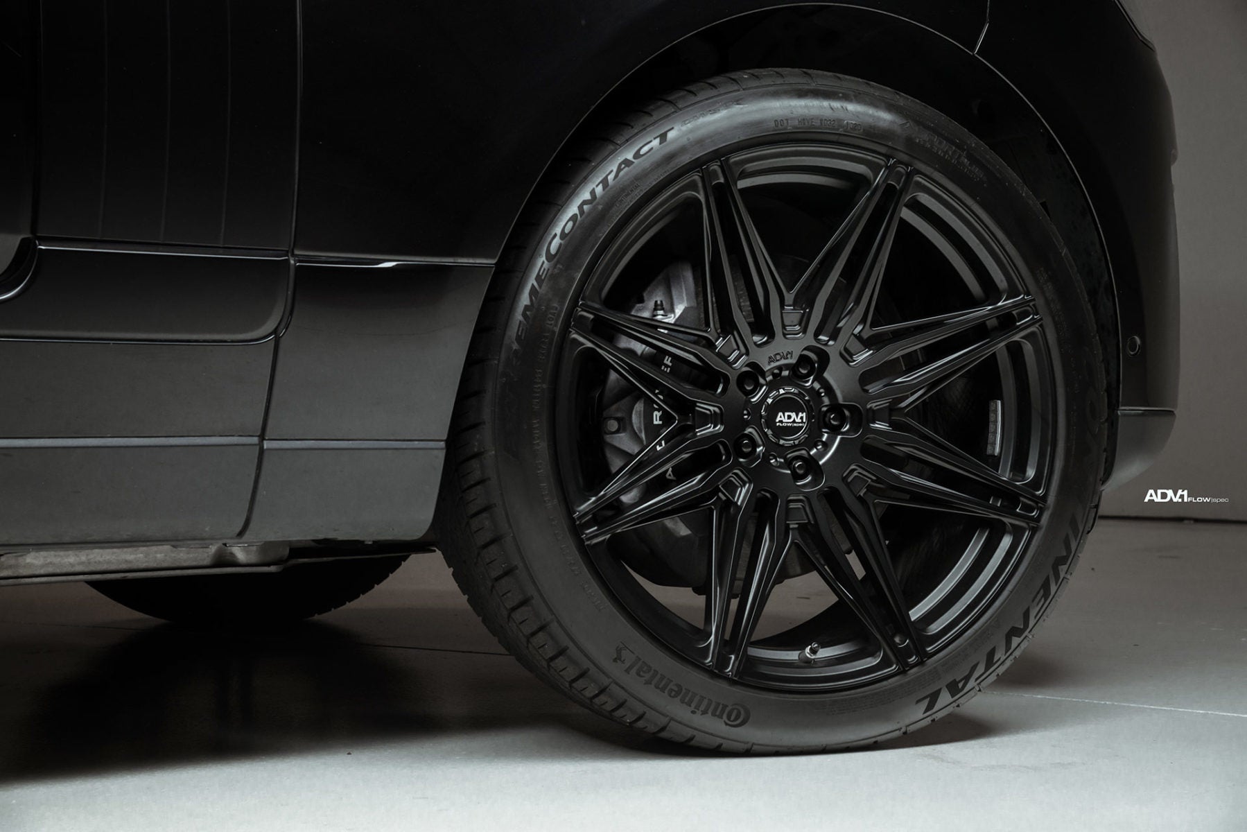 Range Rover Sport - ADV.1 ADV08 V12 Satin Black