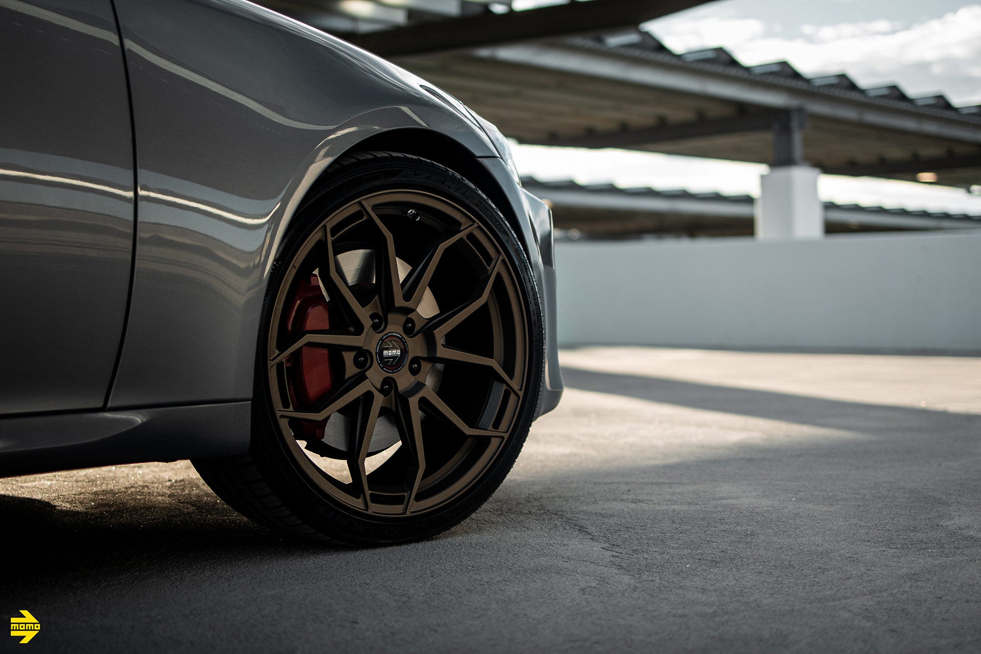 Lexus IS350 - Momo Anzio Satin Bronze